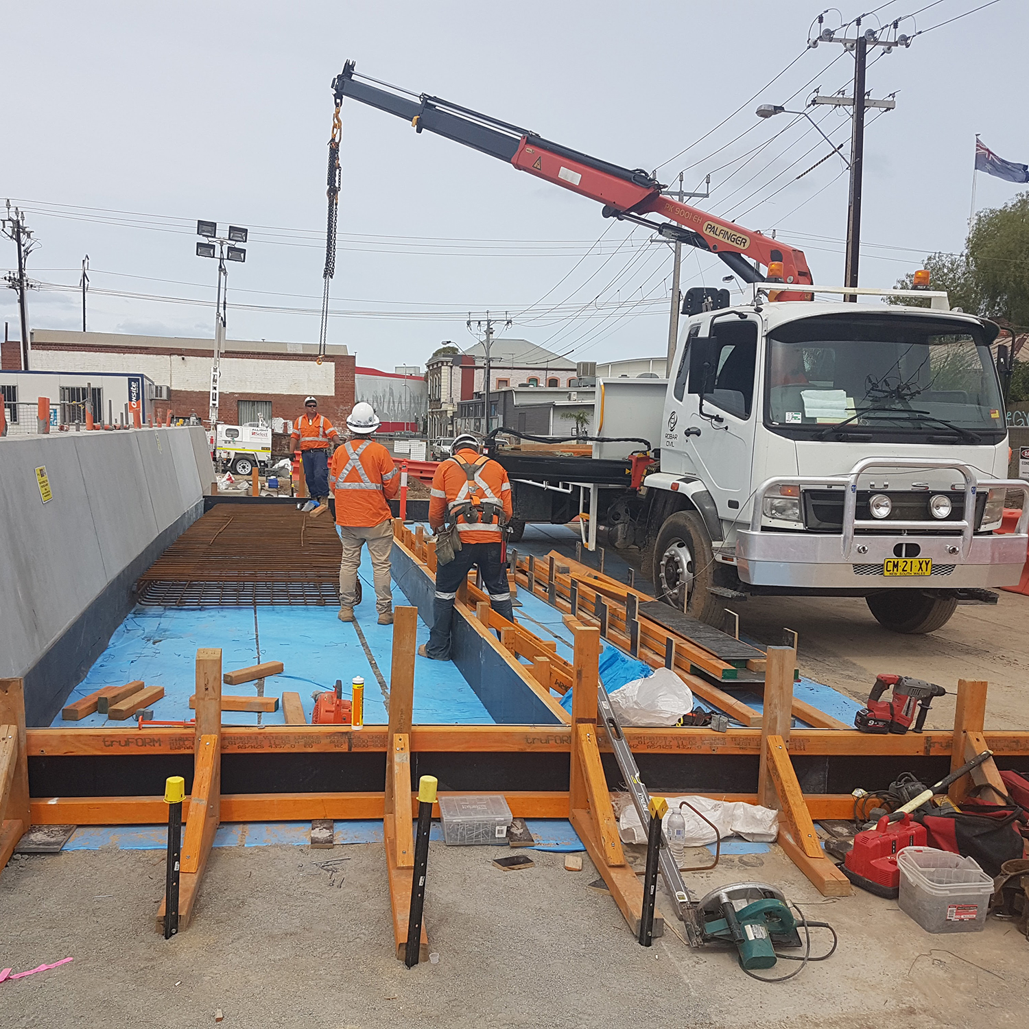 HiAb Crane Truck Wet & Dry Hire Services ROBAR Rentals