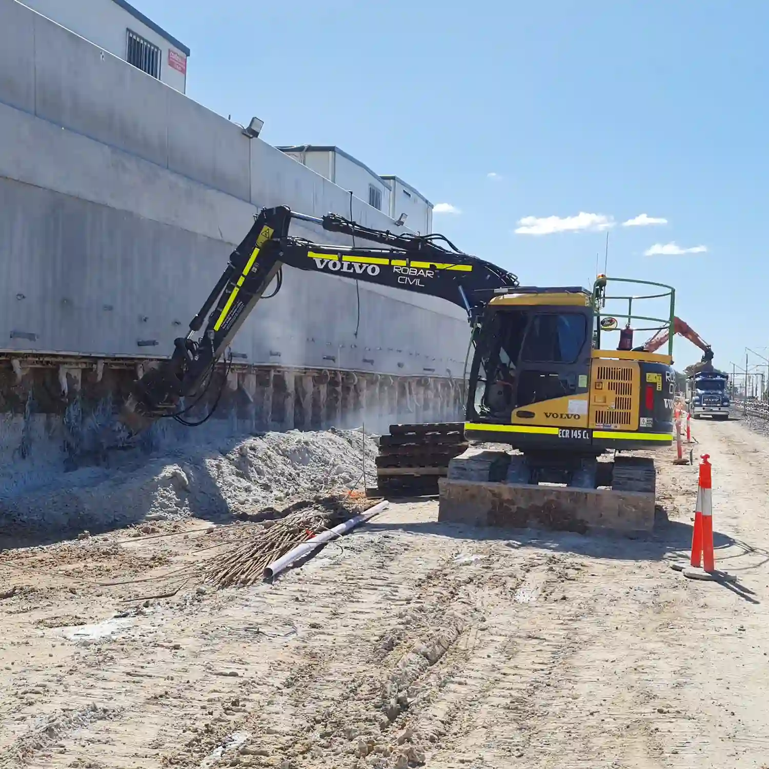 Volvo ECR145CL Excavator for Hire - Robar Rentals - Brisbane & Adelaide